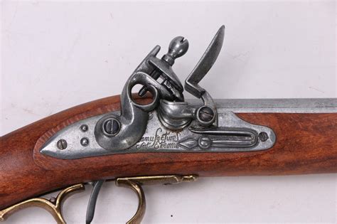 denix replica french napoleonic era flintlock carbine|18th century flintlock rifle.